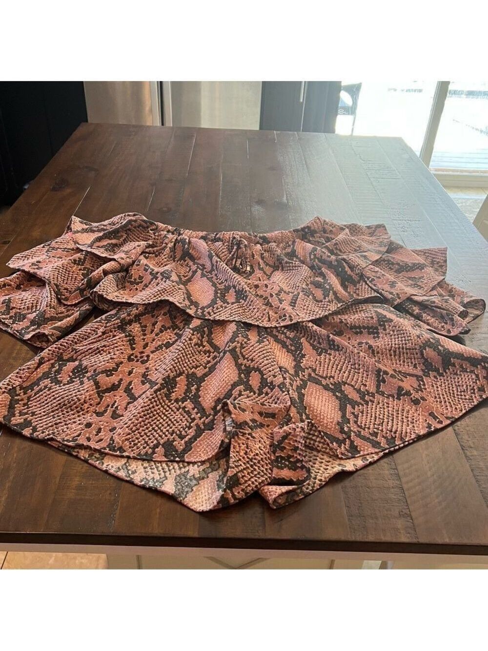 Olivaceous Pink Snake Skin Patterned Off shoulder shorts Romper size small - Picture 2 of 10